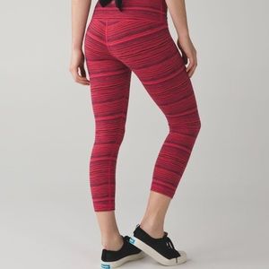 Lululemon crop sz 6